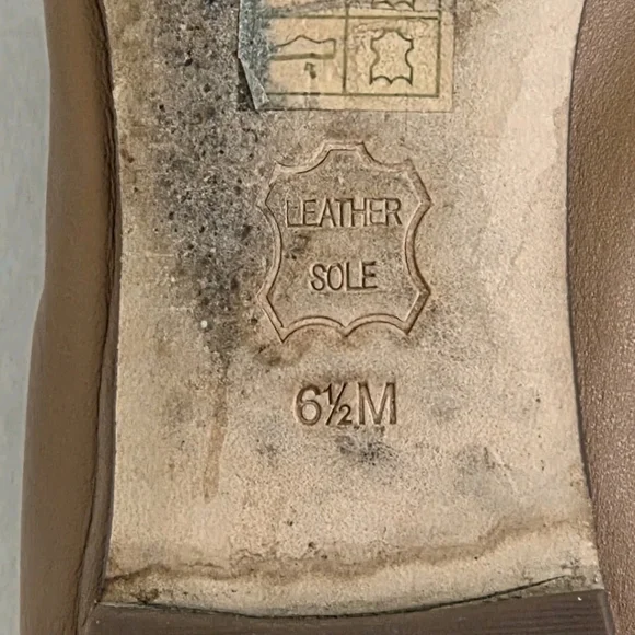 TORY BURCH Jolie Beige Patent Leather Cap-toe Gold Logo Ballet Flats Sz 6.5 M - Picture 14 of 14